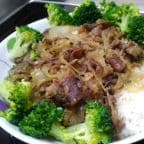 Best 西兰牛肉饭 Beef with Broccoli Over Rice in Daly City, CA